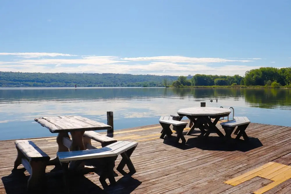 Lakeview