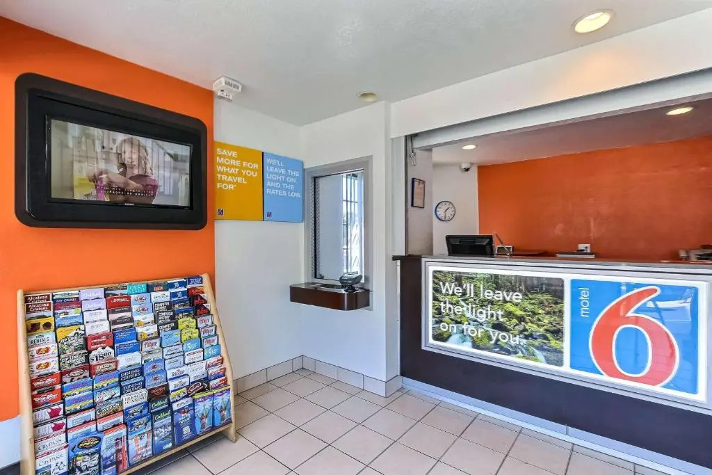 Motel 6 Oakland Airport