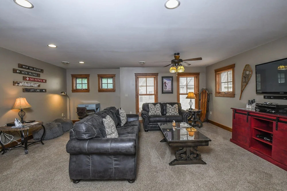 Just Relax 4 Bedroom House