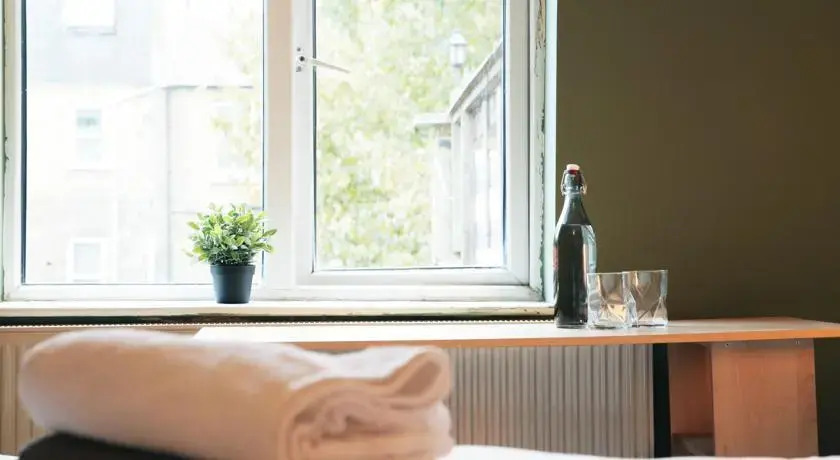 Family 3 Bedroom Home in Maida Vale
