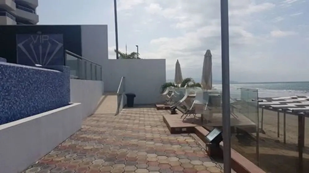 Grand Diamond Beach