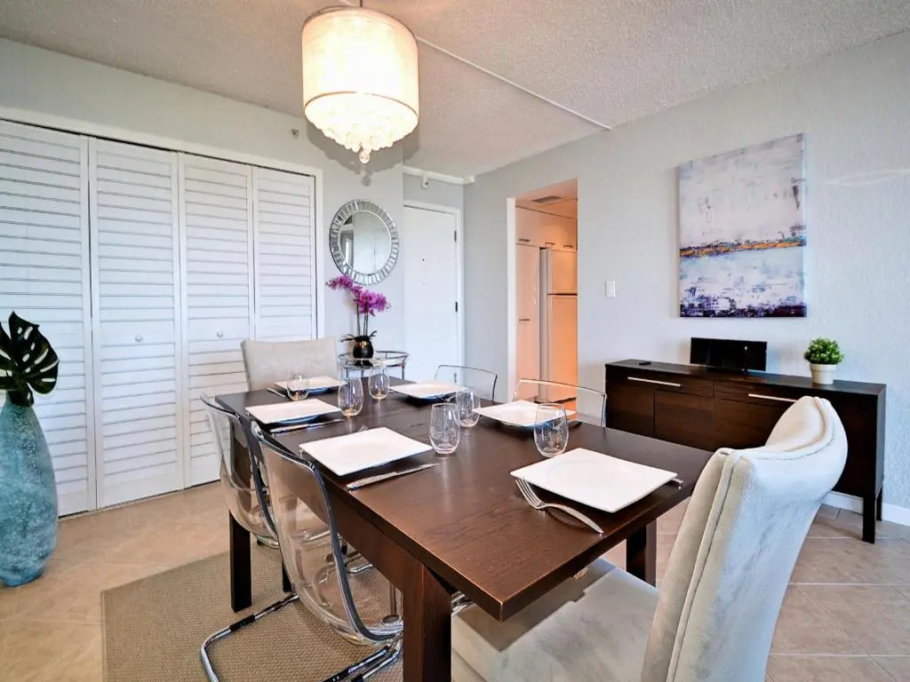 Dolphin Cove Beautiful 11th Floor Water View - 1 Bedroom 1 Bathroom 23149