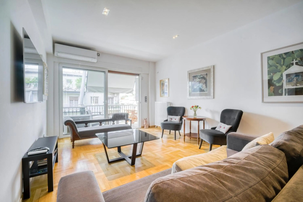 Bright Spacious Luxury Apartment in Prime Central Athens