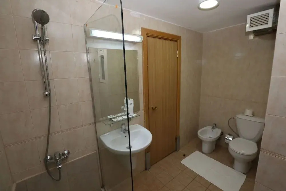 Al Zaitouna Hotel