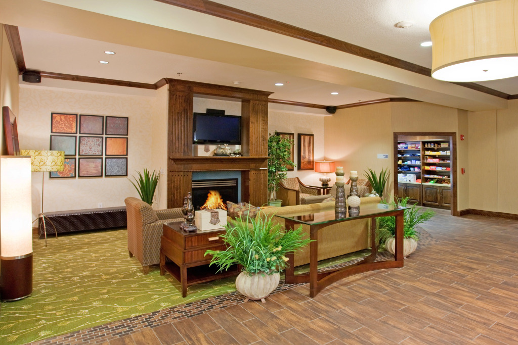 Holiday Inn Express & Suites Logan by IHG