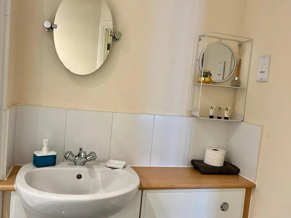 Radiant2 bedroom apartment in the heart of Harlow town
