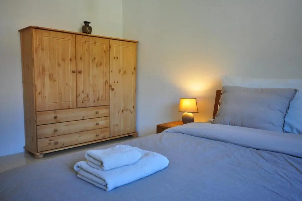 Family Frame Apartment