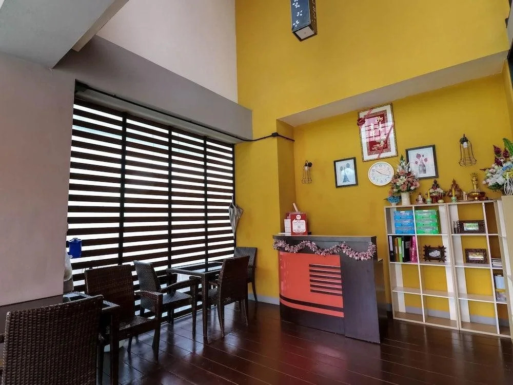 Nida Rooms Funky Chonlaprathan 22