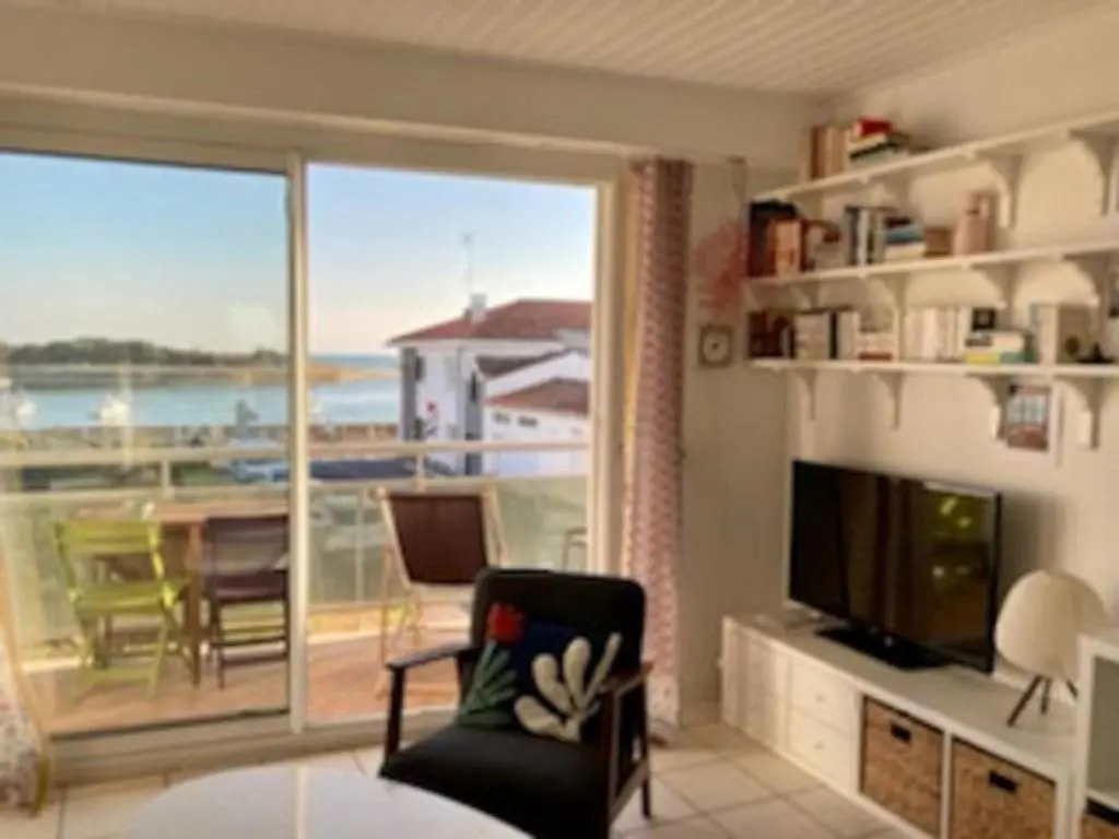Appartement avec vue imprenable sur le port
