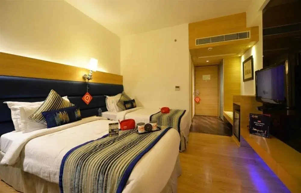OYO Premium Banjara Hills Road No1