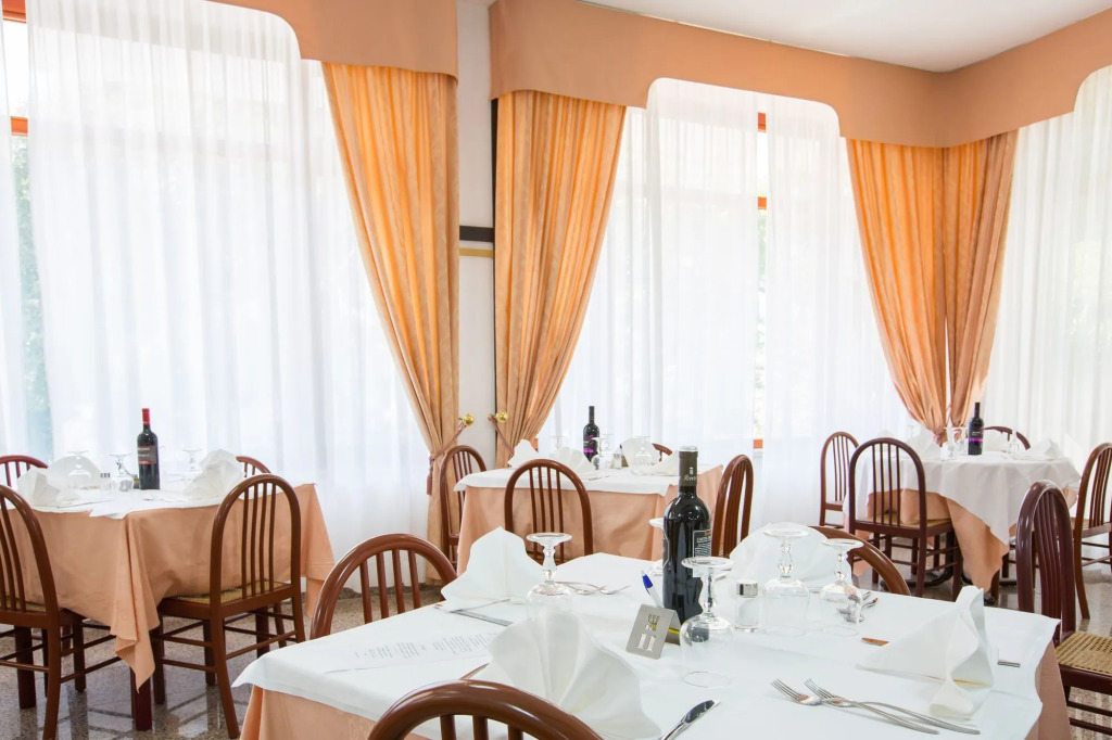 Hotel Mediterraneo