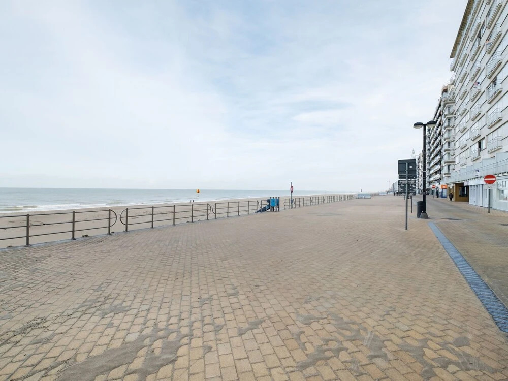 Modern Apartment in Westende/Middelkerke with Beach Nearby