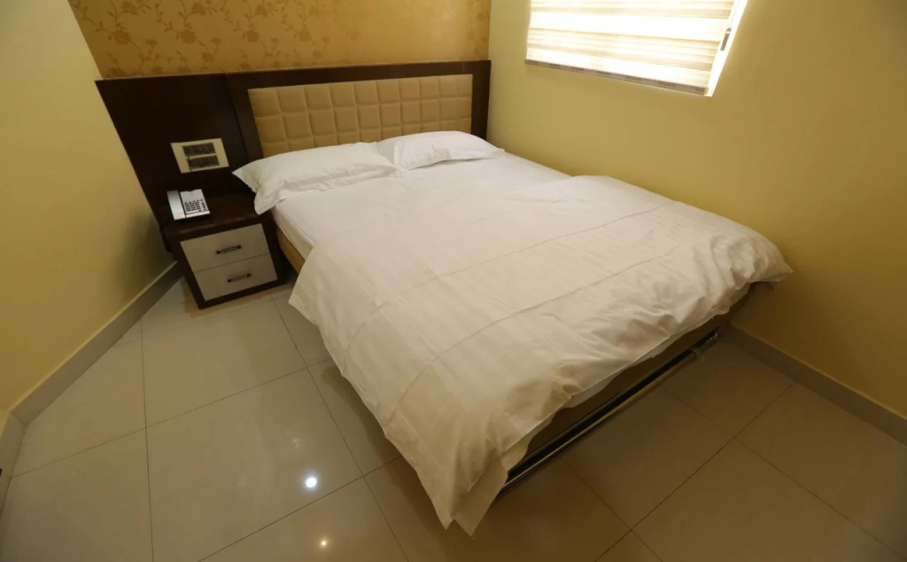 Hotel Swaraj Sarovar by OYO