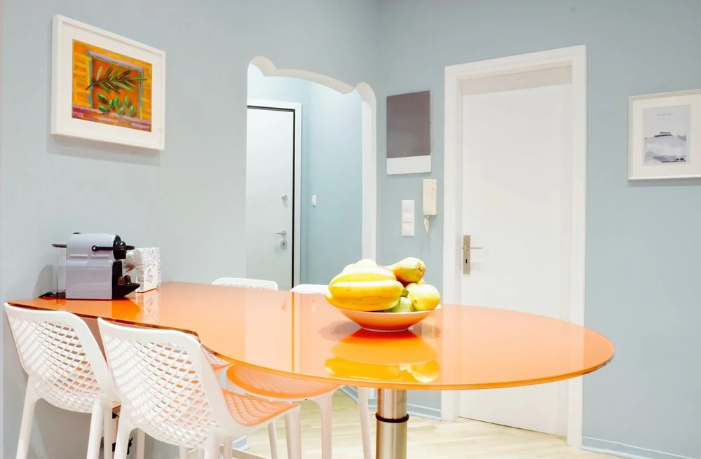 Modern Central Fully Equipped Apt