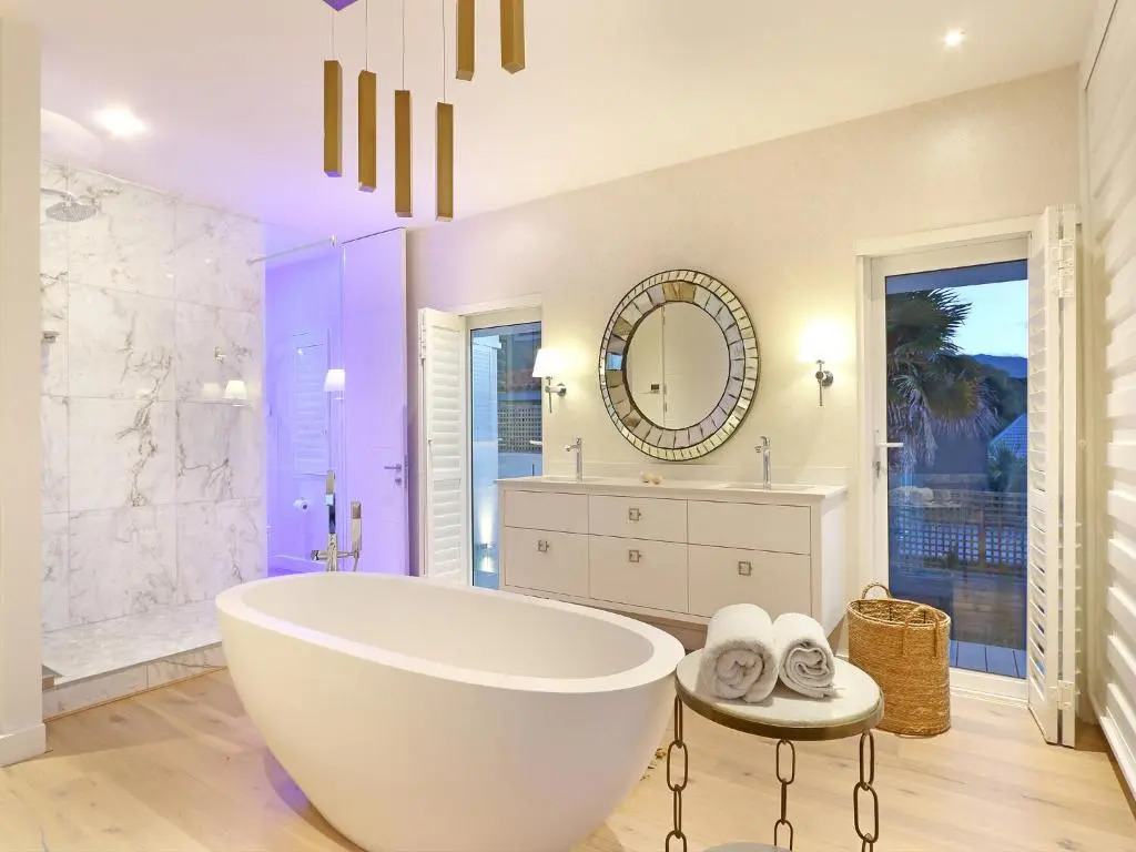 Clifton YOLO Spaces - Clifton Private Beach Villa