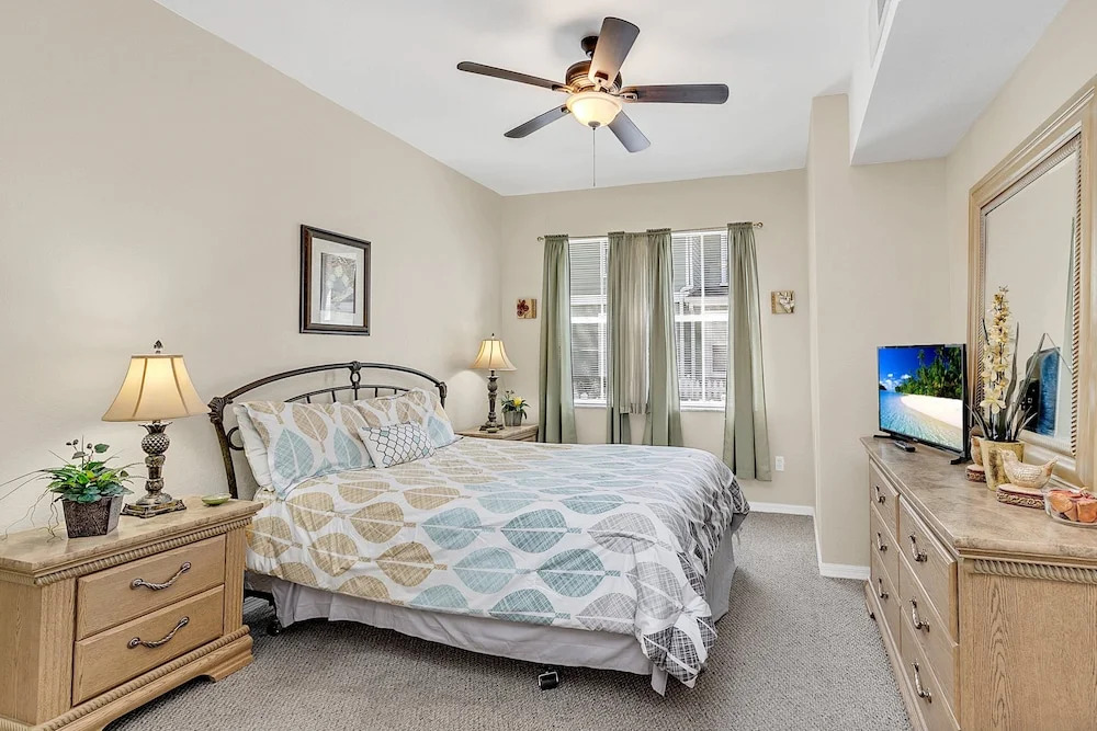 Modern & Comfy 20min to Disney Queenbeds