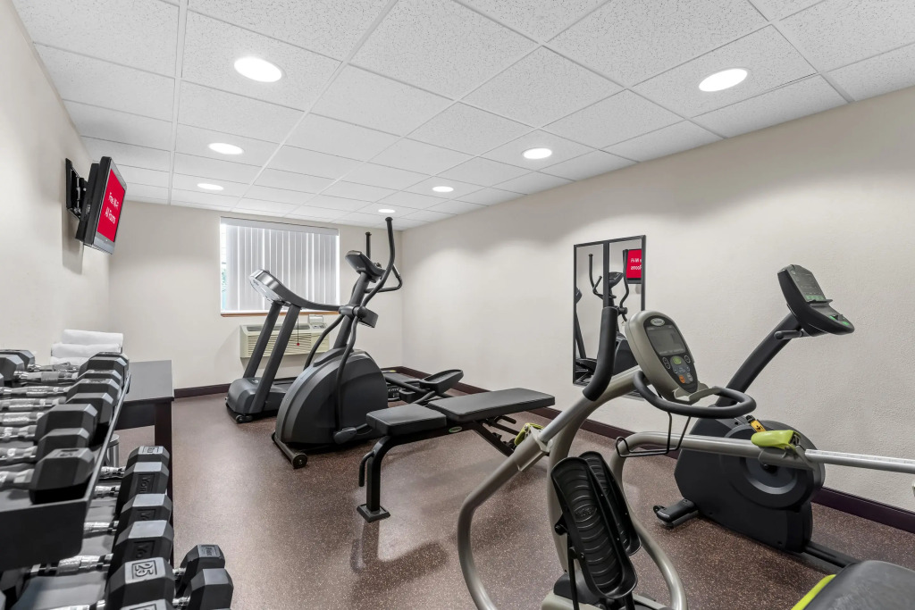 Red Roof Inn PLUS+ & Suites Malone