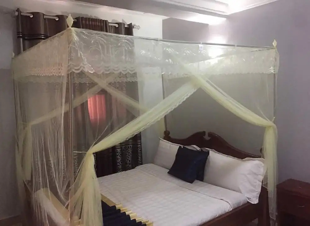 Bunyonyi Heights Inn