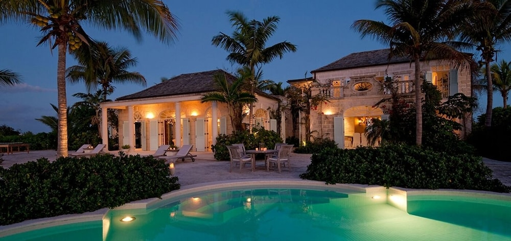 Coral House w/ Chef