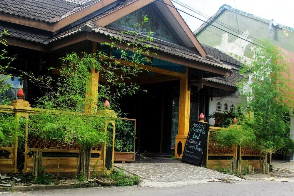 Ayodhya Garden Hostel Yogyakarta by HOM
