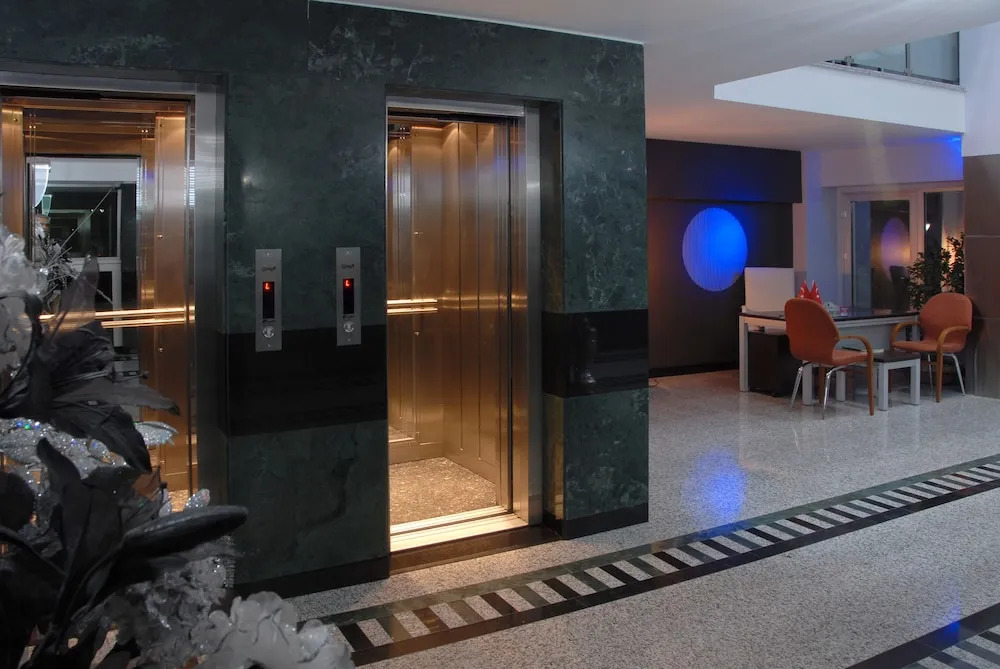 Sedef Otel
