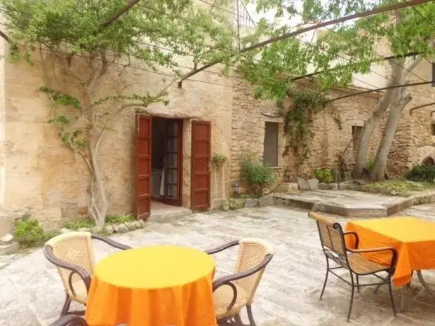 Rental Villa Son Favar