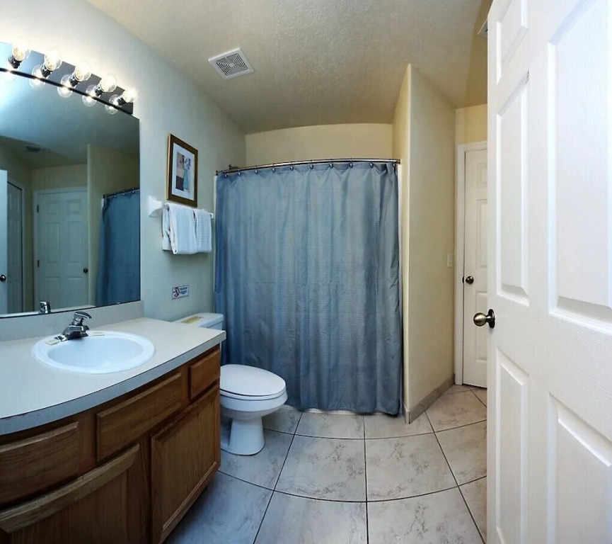 86331 4 Bedroom Pool Home, Lake Berkley Resort