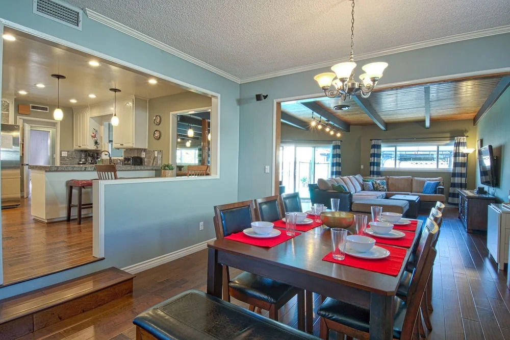 Jungle Cruise 4 Bedrooms 2.5 Bathrooms Home