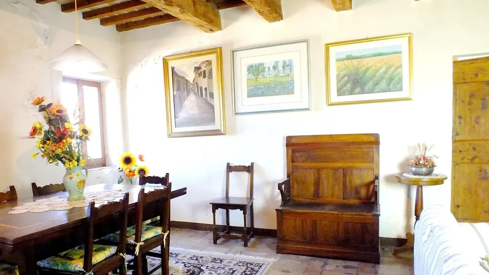 Mansion with 4 Bedrooms in Casenuove, with Wonderful Mountain View, Enclosed Garden And Wifi - 19 Km From the Beach