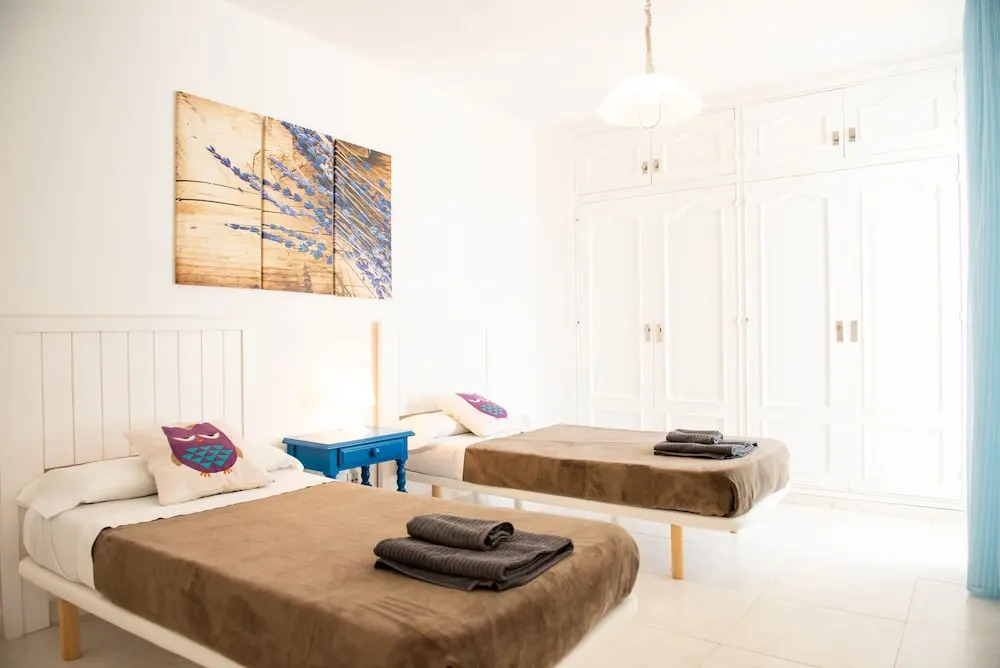Villa in Playa den Bossa, 5 min SupermarketBBQ