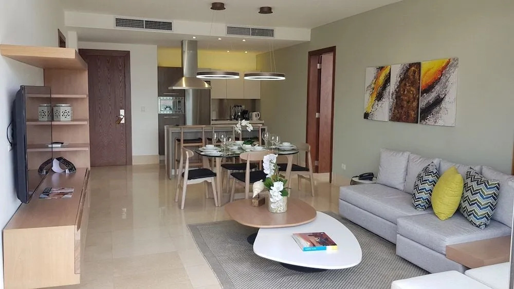 Sunrise Suites 1 BR