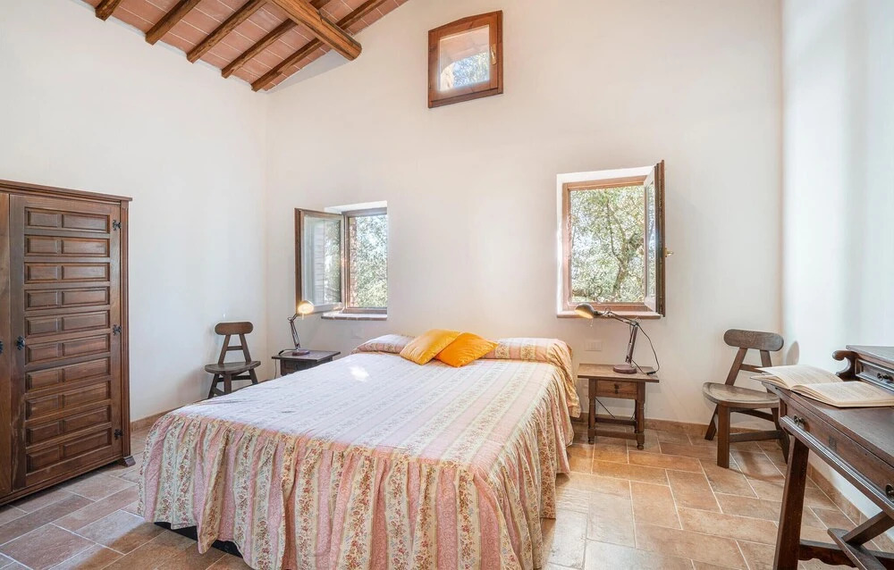 Nice Home in Casole D'elsa With 1 Bedrooms, Wifi and Outdoor Swimming Pool