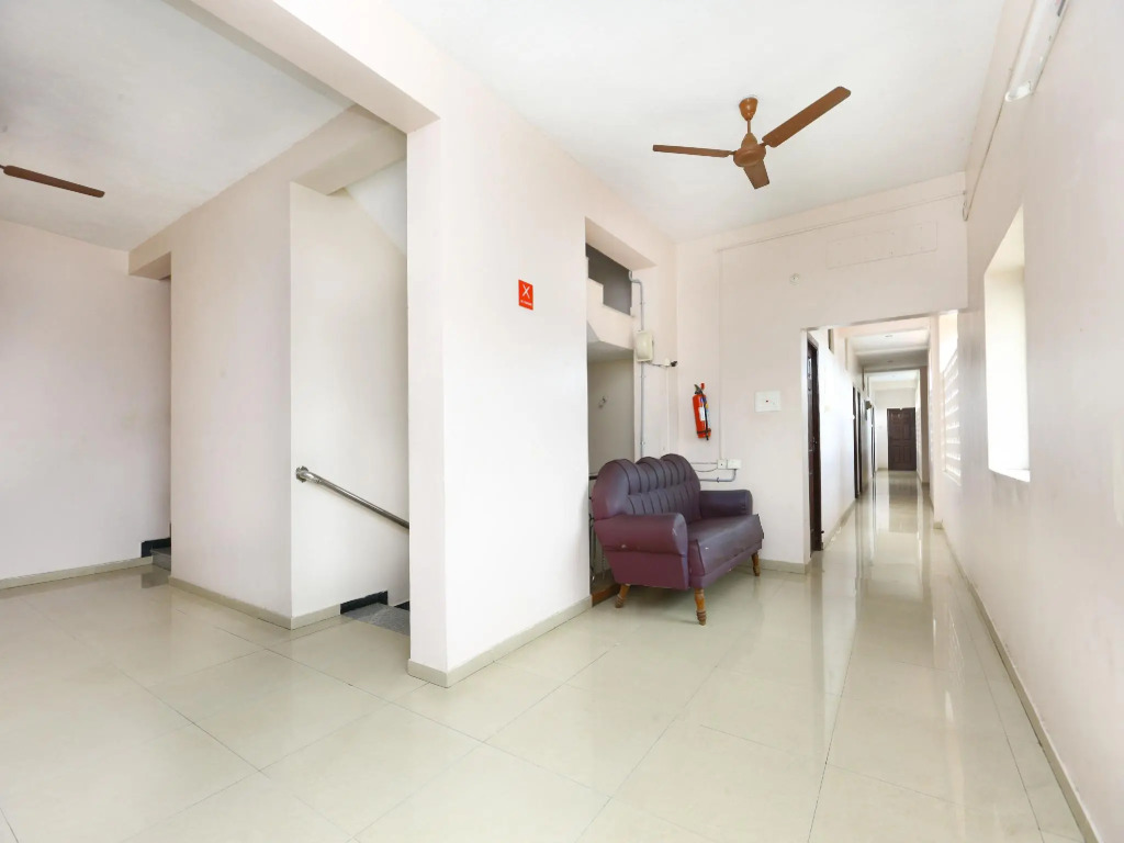OYO spot on 10184 Kamadhenu Lodge