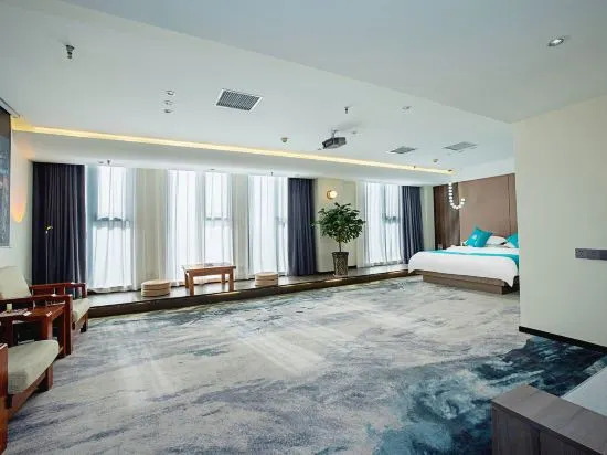 Grand View Pearl Hotel