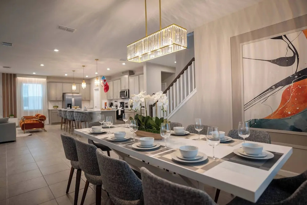 9BR Solara Villa w Pool Themed Rooms