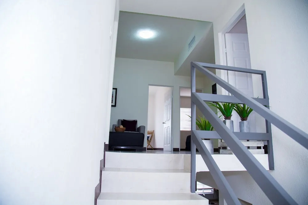 Beautiful New Home Near The US Consulate