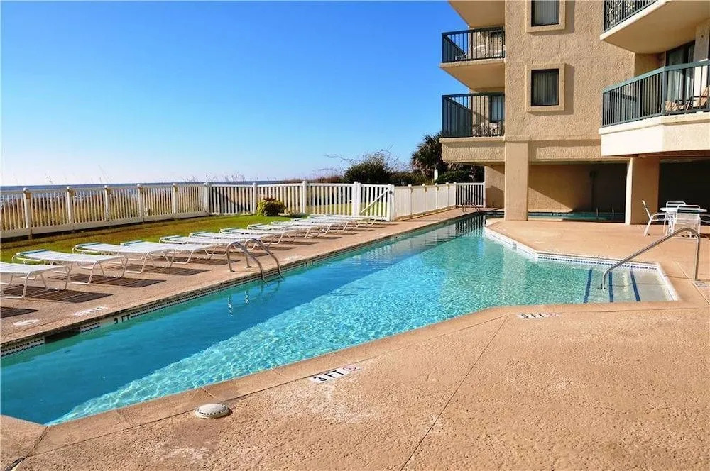 Ocean Bay Club 1401 - 4 Br condo by RedAwning