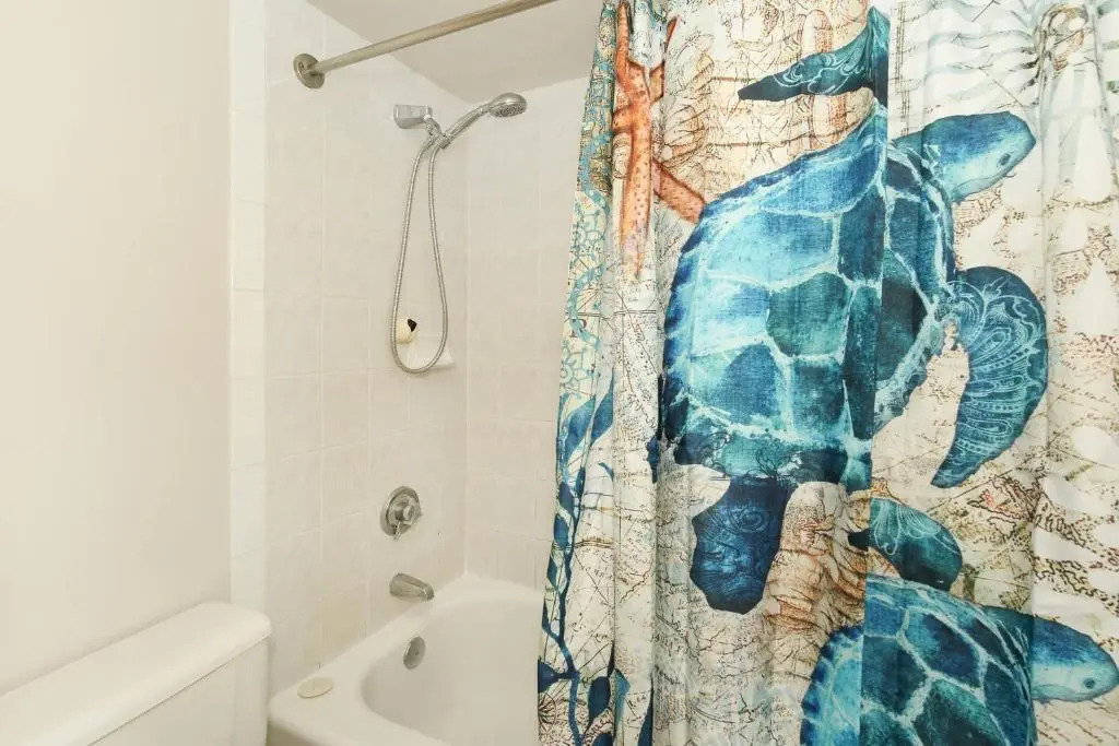 Waikiki Banyan #2608-T2