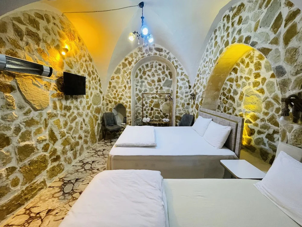 Demirhan Otel