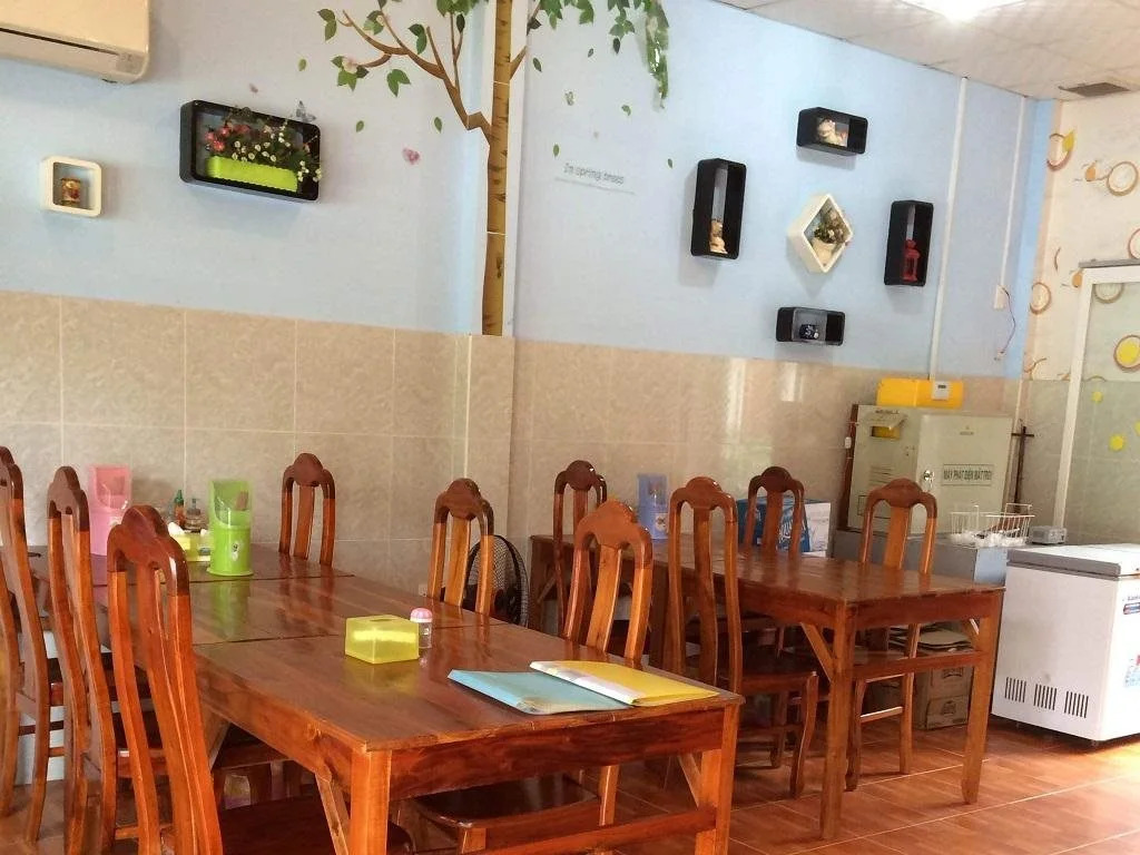 Hung Long Homestay