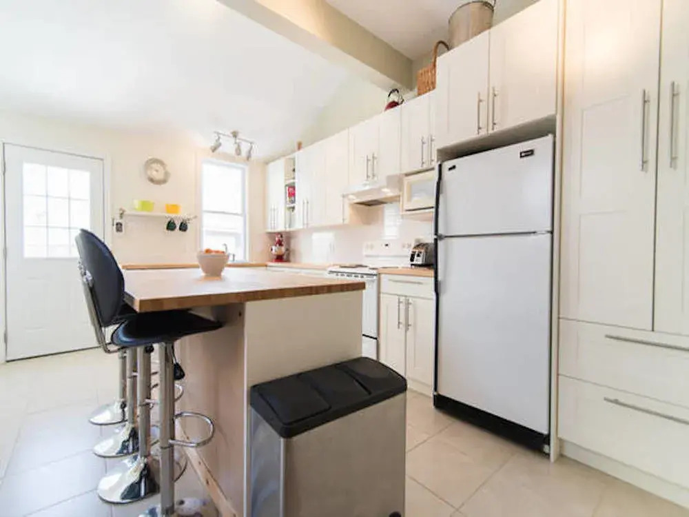 LM Stays - Nelson Street Apartment