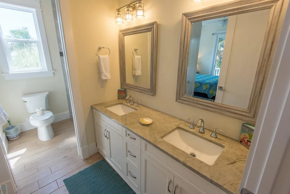 Coastal Horizons Apartment 6