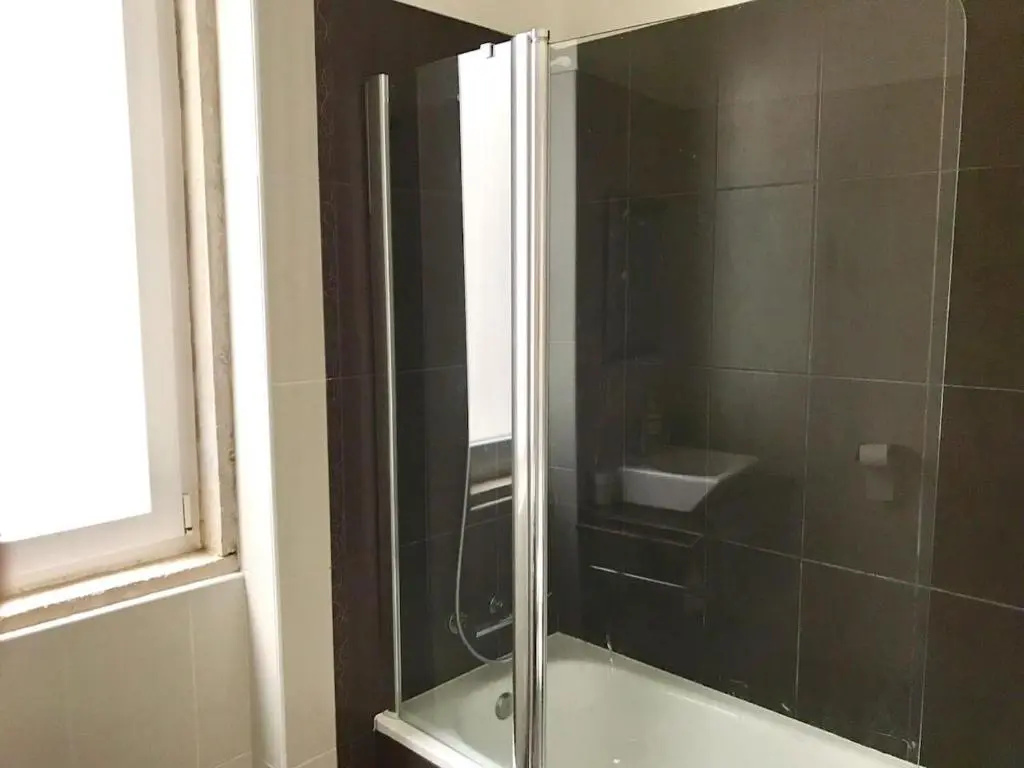 Luxury part of the city - Modern Apartment with Airconditioning - near Subway