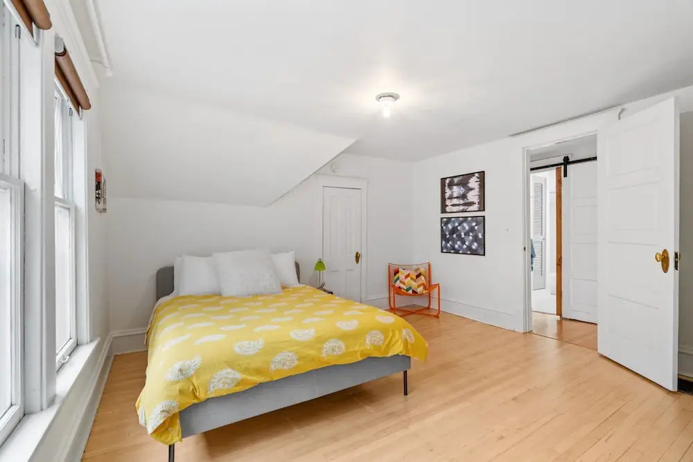 Sheridan Cottage (No Front Desk)
