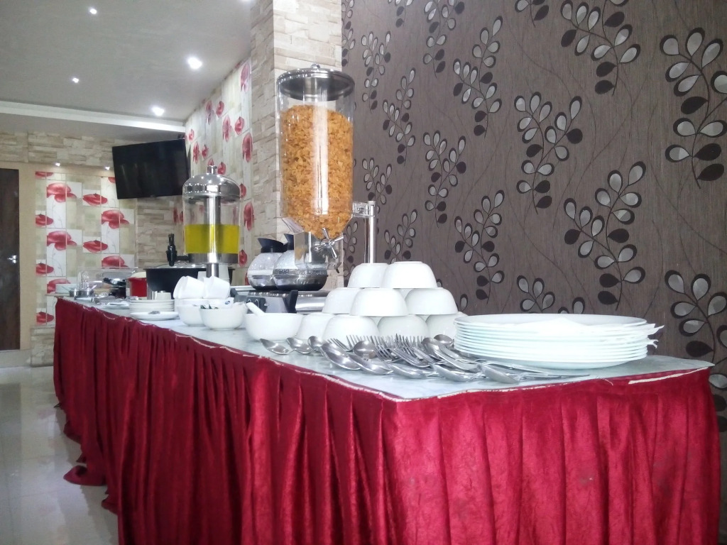 Hotel Eastern Plaza
