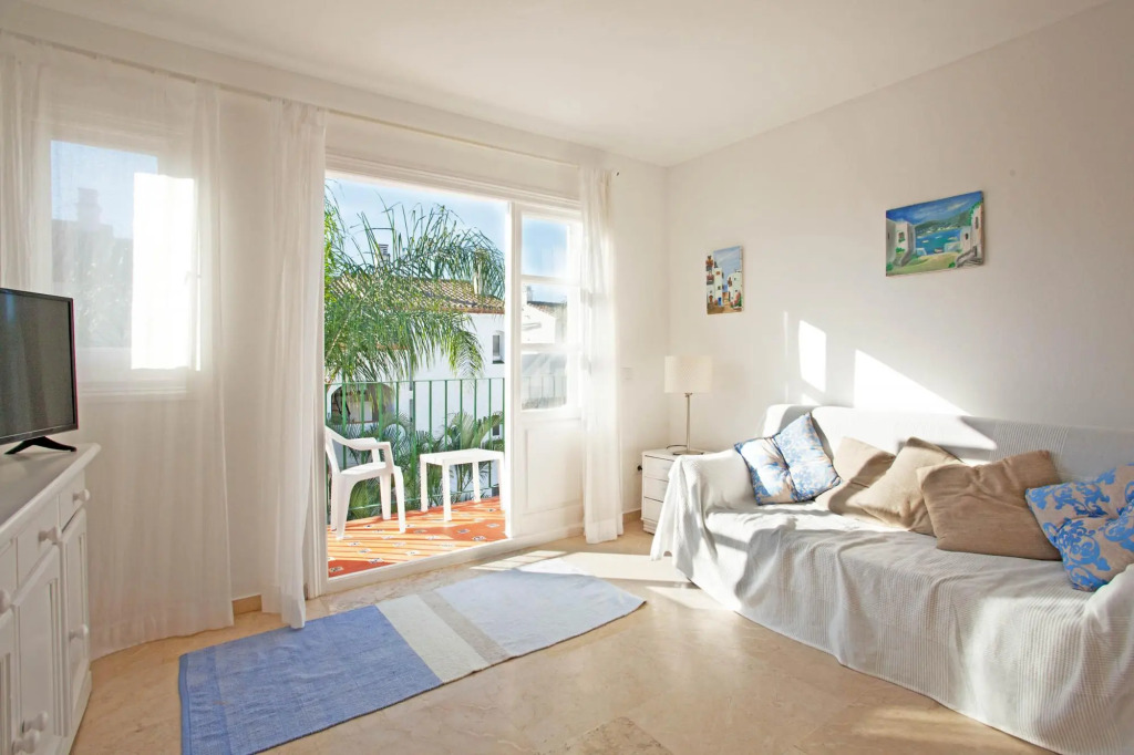 Studio in Estepona Near Sandy Beach