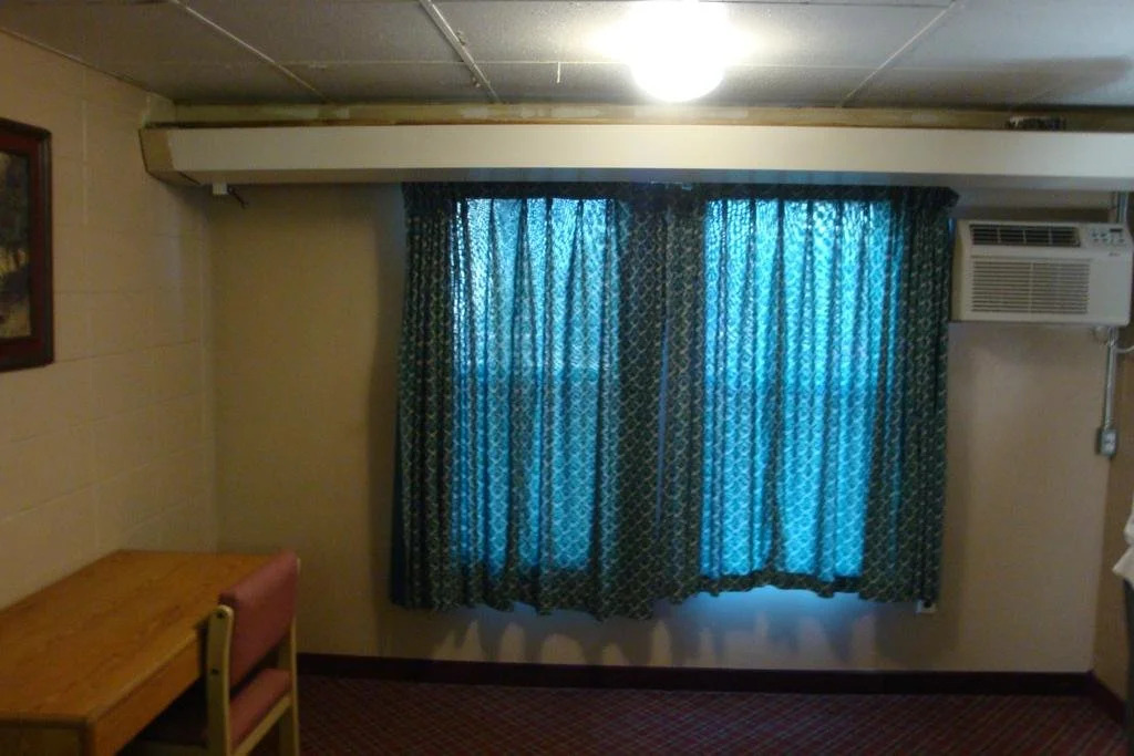 Economy Inn