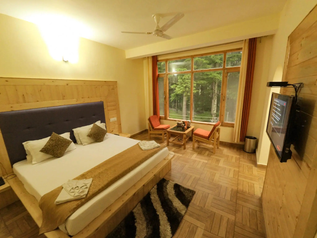 AmNeu Forest View Retreat