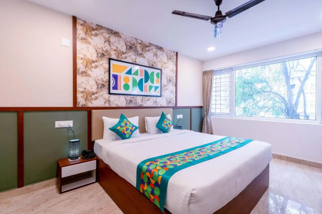 Treebo Emirates Suites Indiranagar