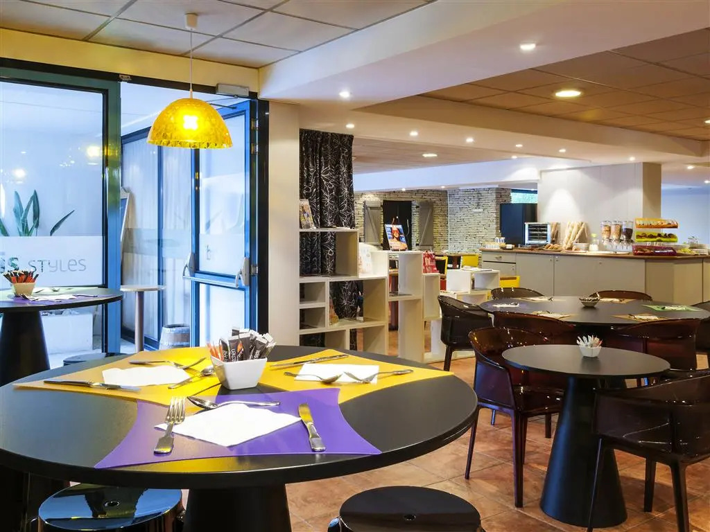 Ibis Styles Cognac